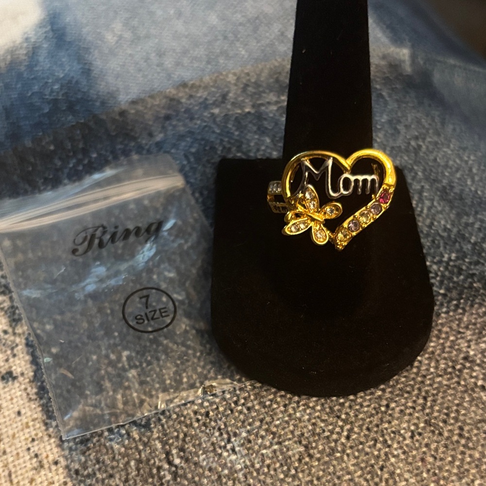 Gold 'Mom' Heart Ring with Pink and Clear Stones